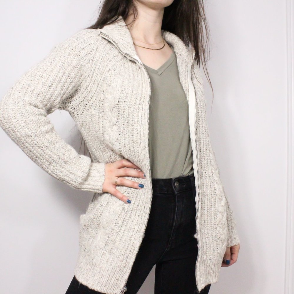 *Abercrombie & Fitch Beige Knitted Full Zip Sweater - Picture 3 of 7